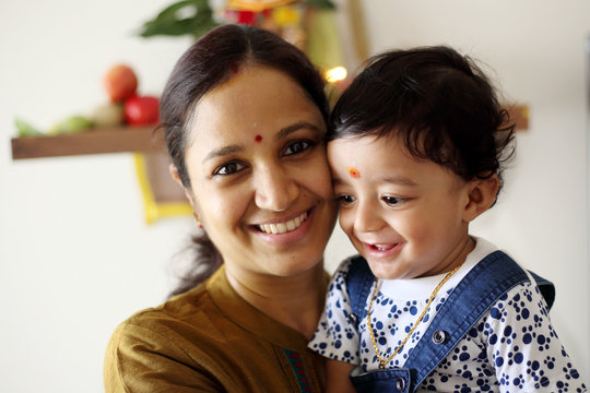 Best Surrogacy Centres in Surat – Gujarat 